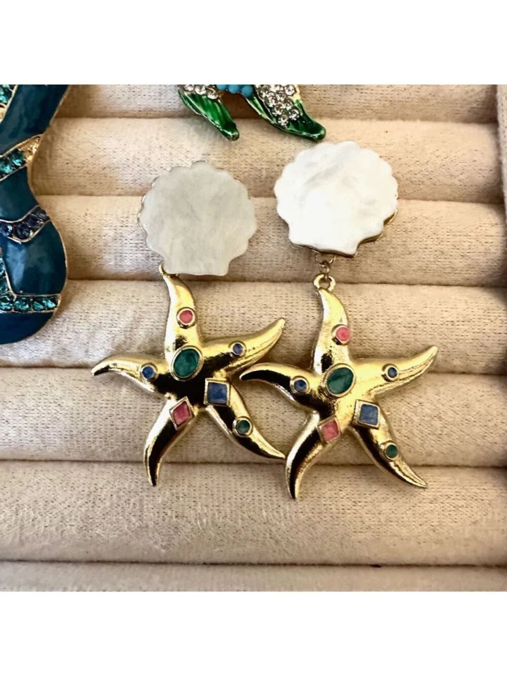 Costume Jewelry Lot Snake Pendant Brooch Pin Pierced Earrings Fish Shells Beach